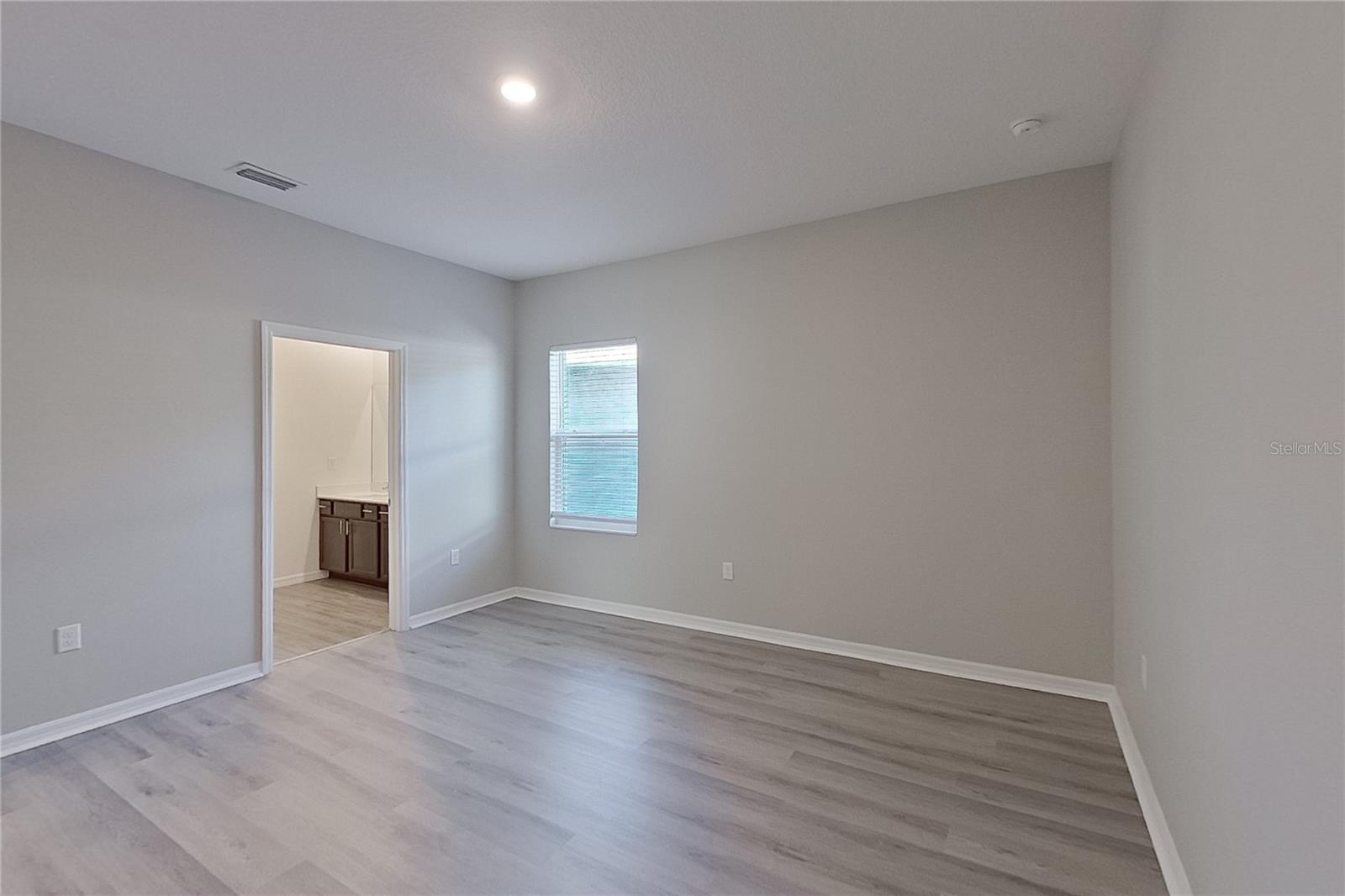 Image 14 of 36 For 30161 Fedora Circle