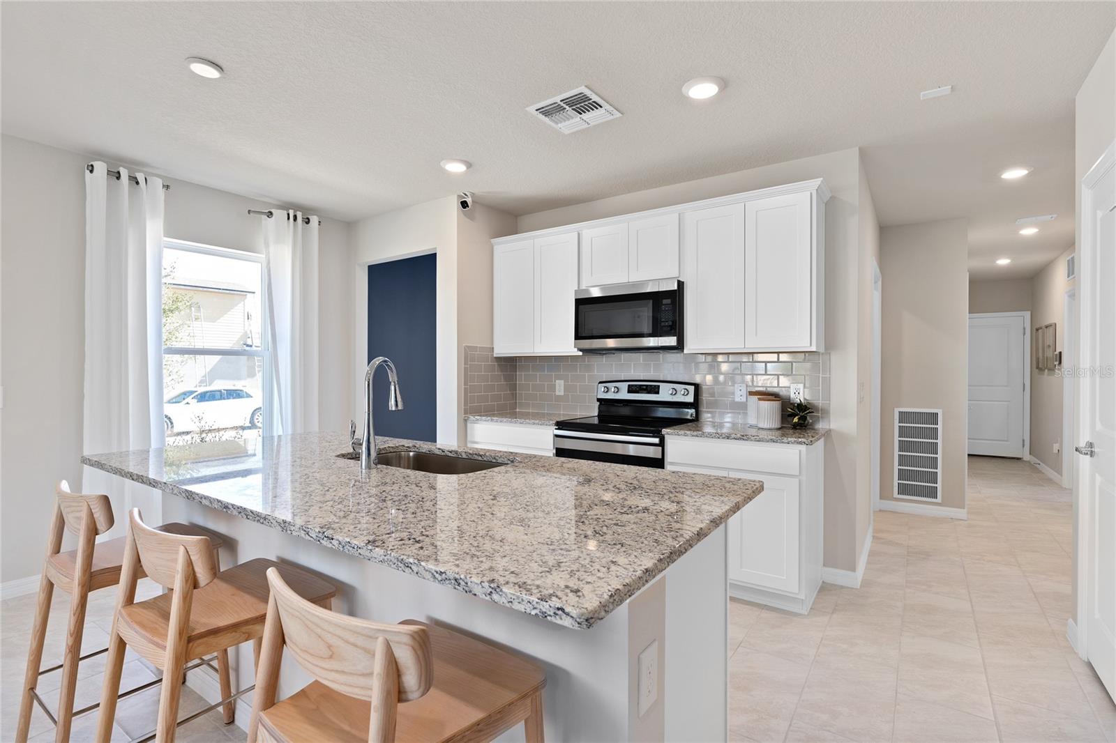 Image 6 of 28 For 3448 Haven Side Road