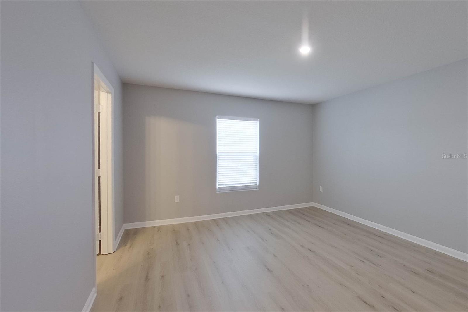 Image 15 of 22 For 1709 Nebraska Loop