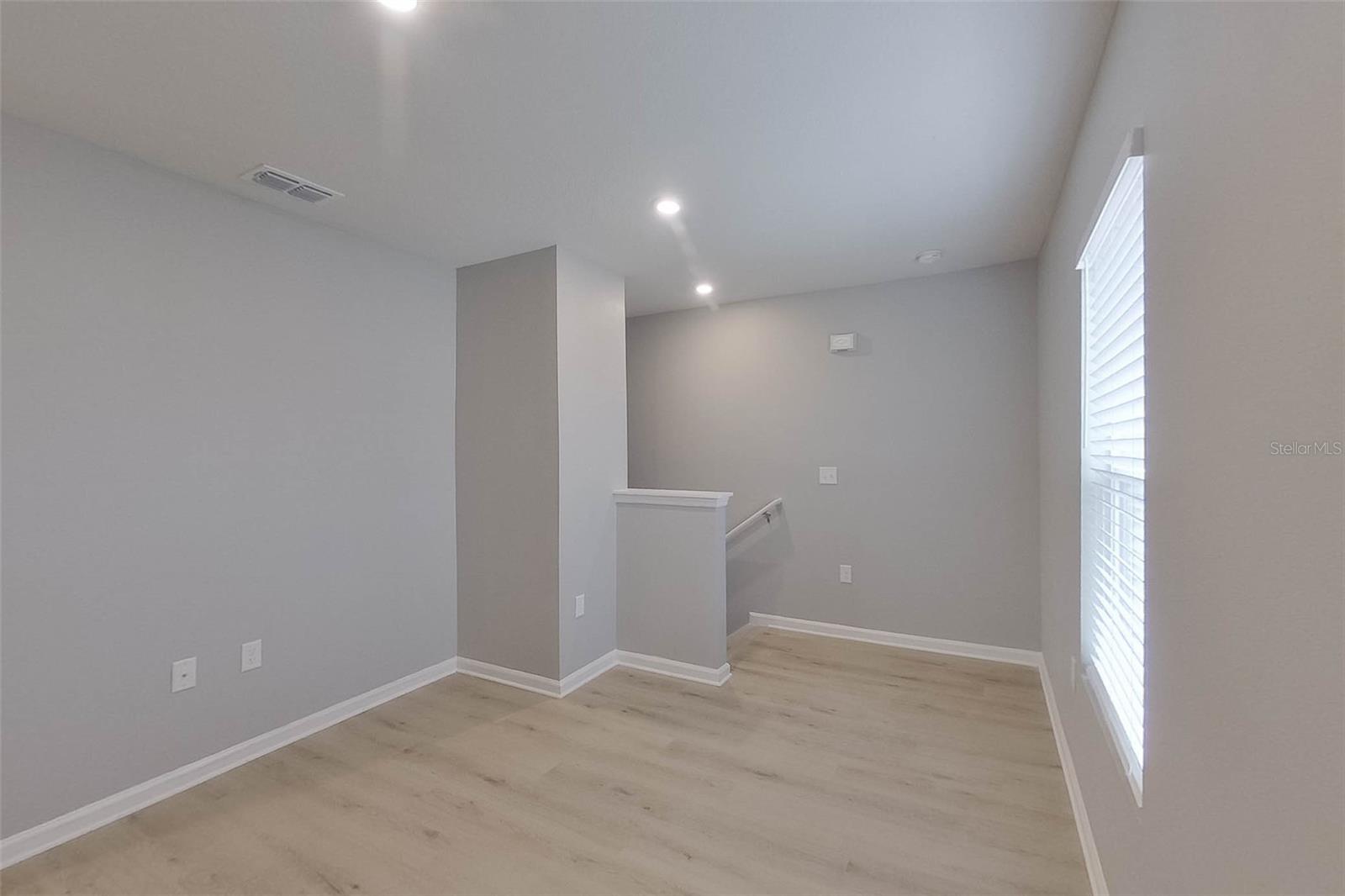 Image 8 of 22 For 1709 Nebraska Loop