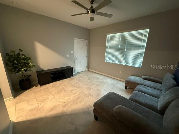 Image 26 of 43 For 1125 Saguaro Street