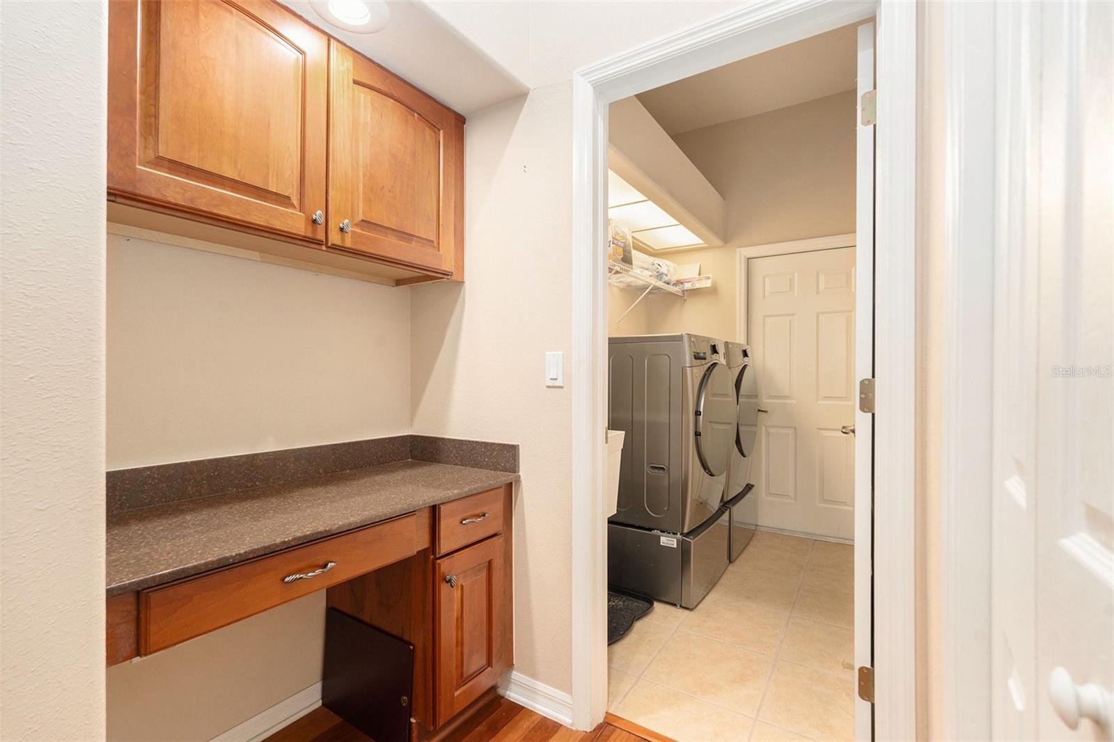 Listing photo id 28 for 5071 Delacroix Drive