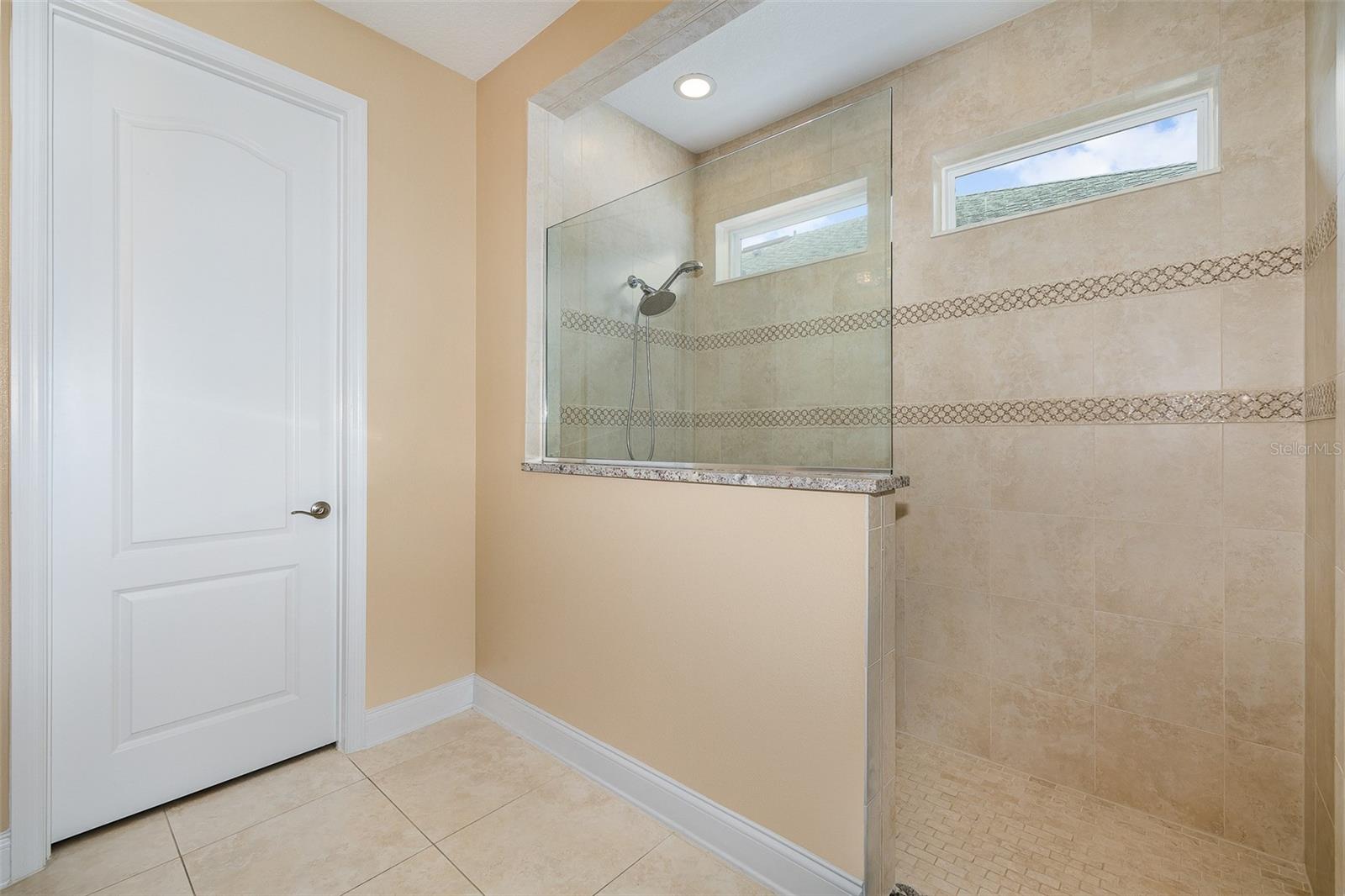 Image 21 of 28 For 10588 Bannan Street