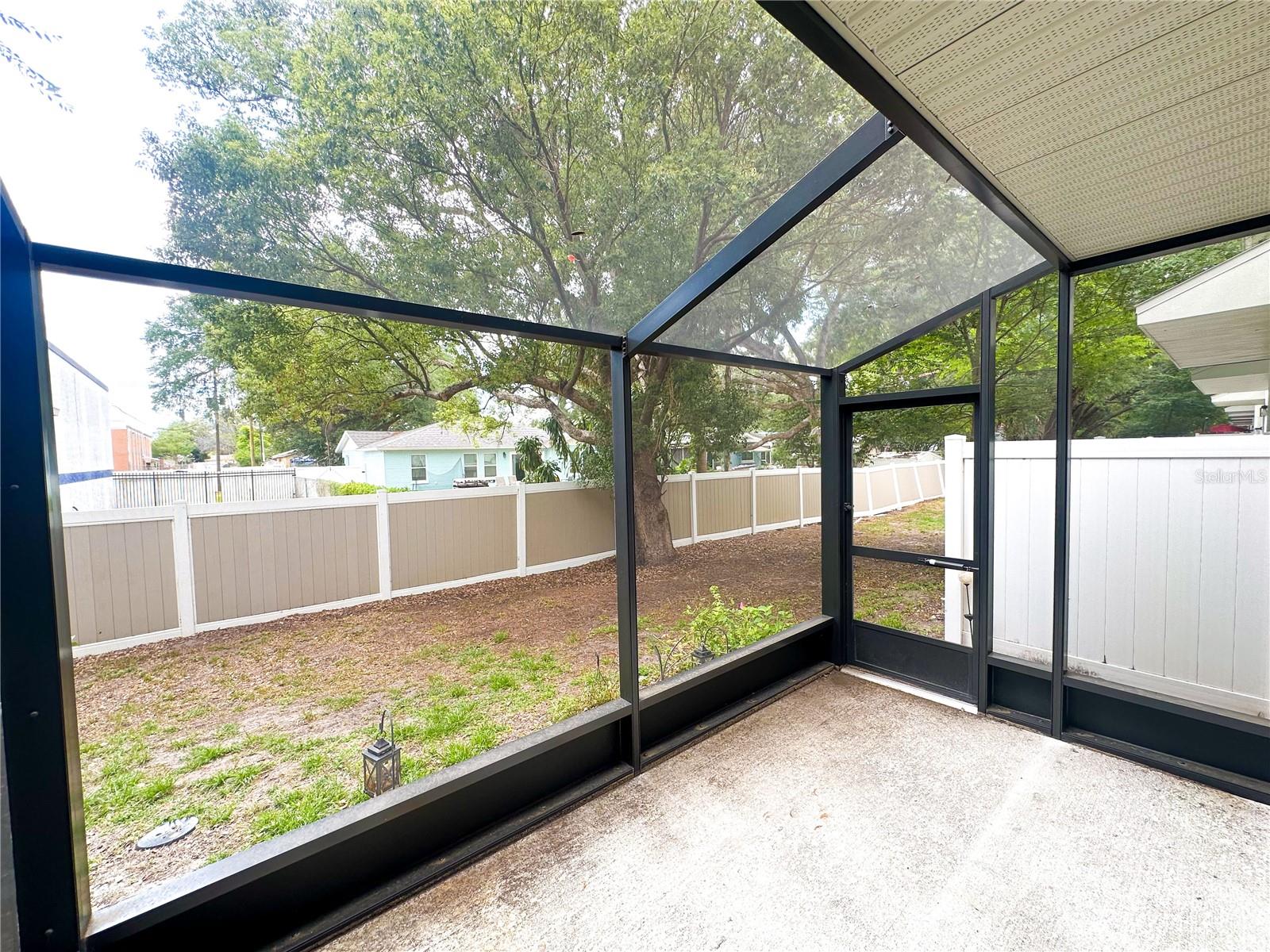 Image 21 of 21 For 7494 Aloma Pines Court