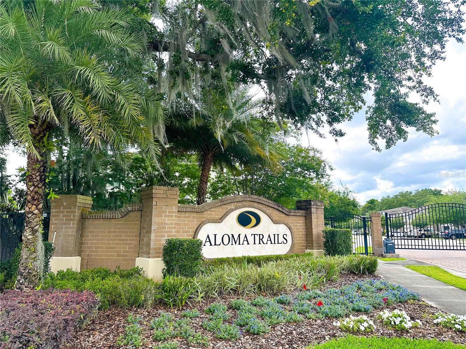 Image 3 of 21 For 7494 Aloma Pines Court