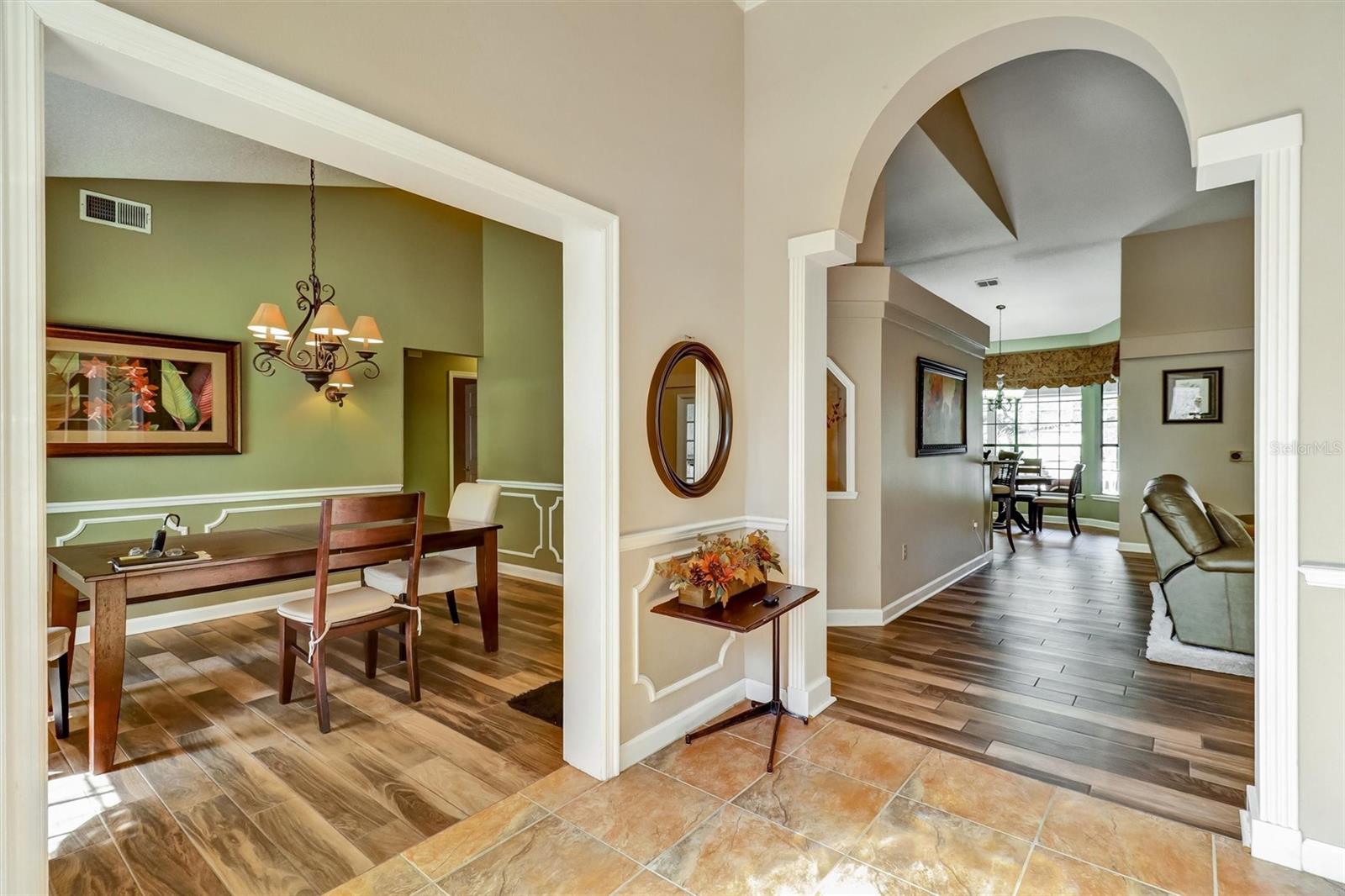 Image 5 of 68 For 8021 Landgrove Court