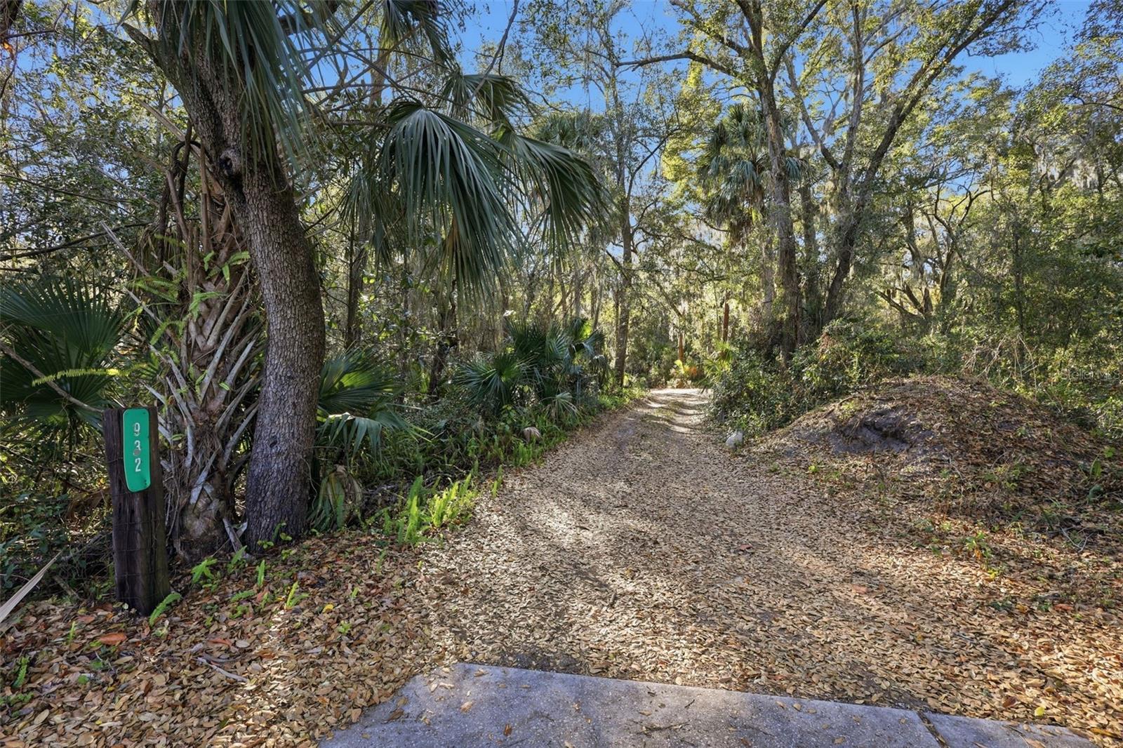 Image 14 of 31 For 932 Country Club Road