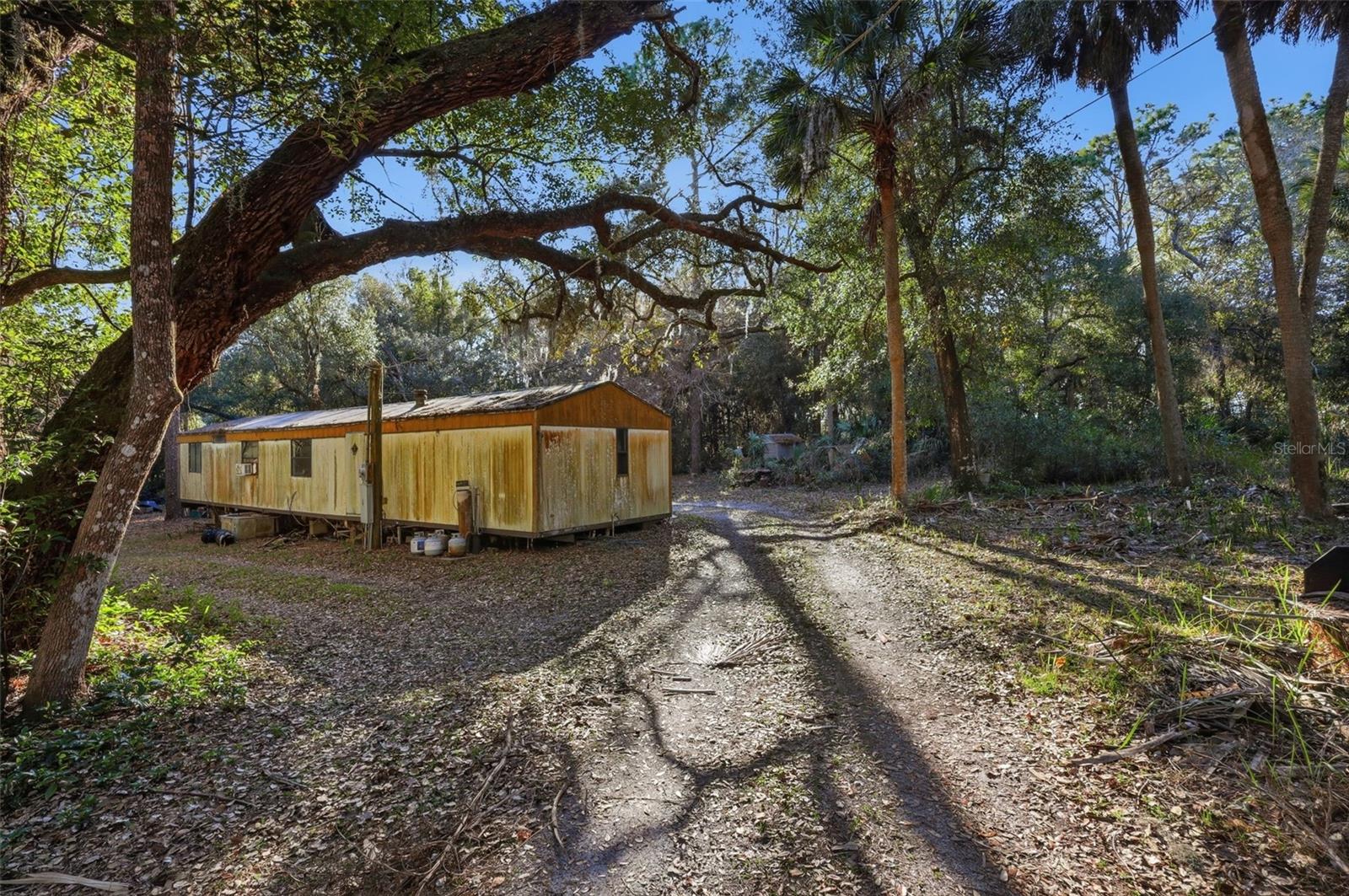 Image 17 of 31 For 932 Country Club Road