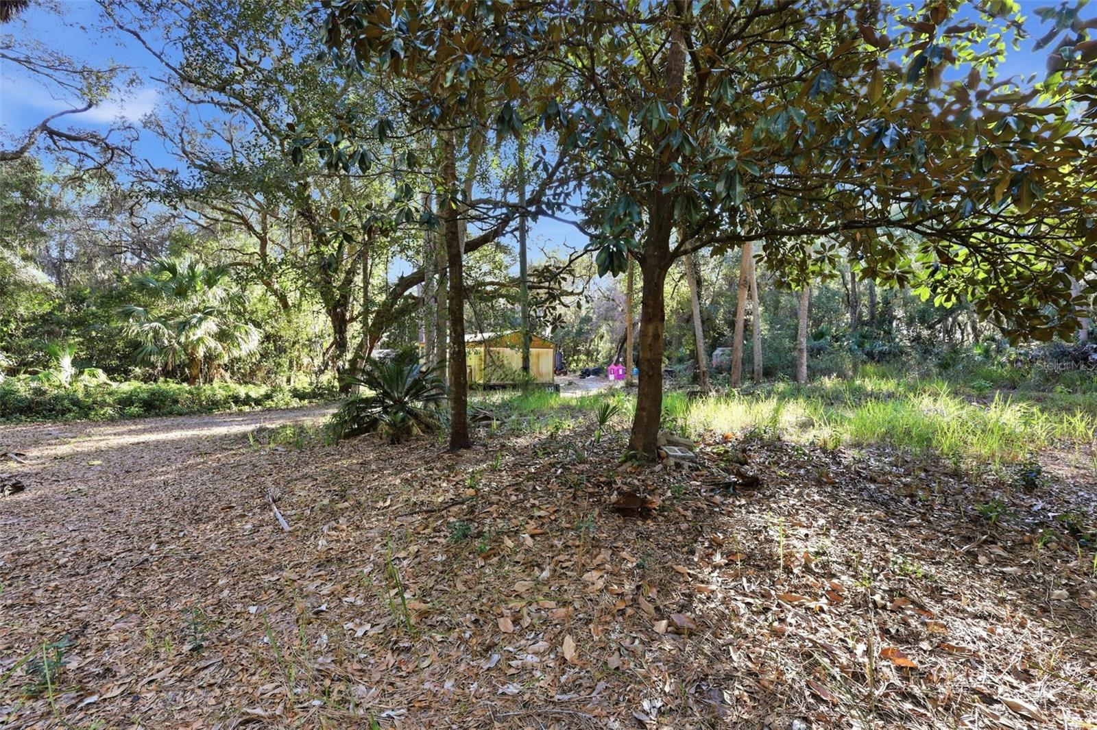 Image 22 of 31 For 932 Country Club Road