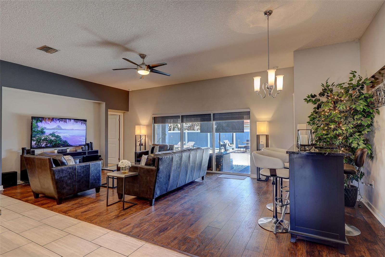 Image 15 of 47 For 1405 Prairie Oaks Court