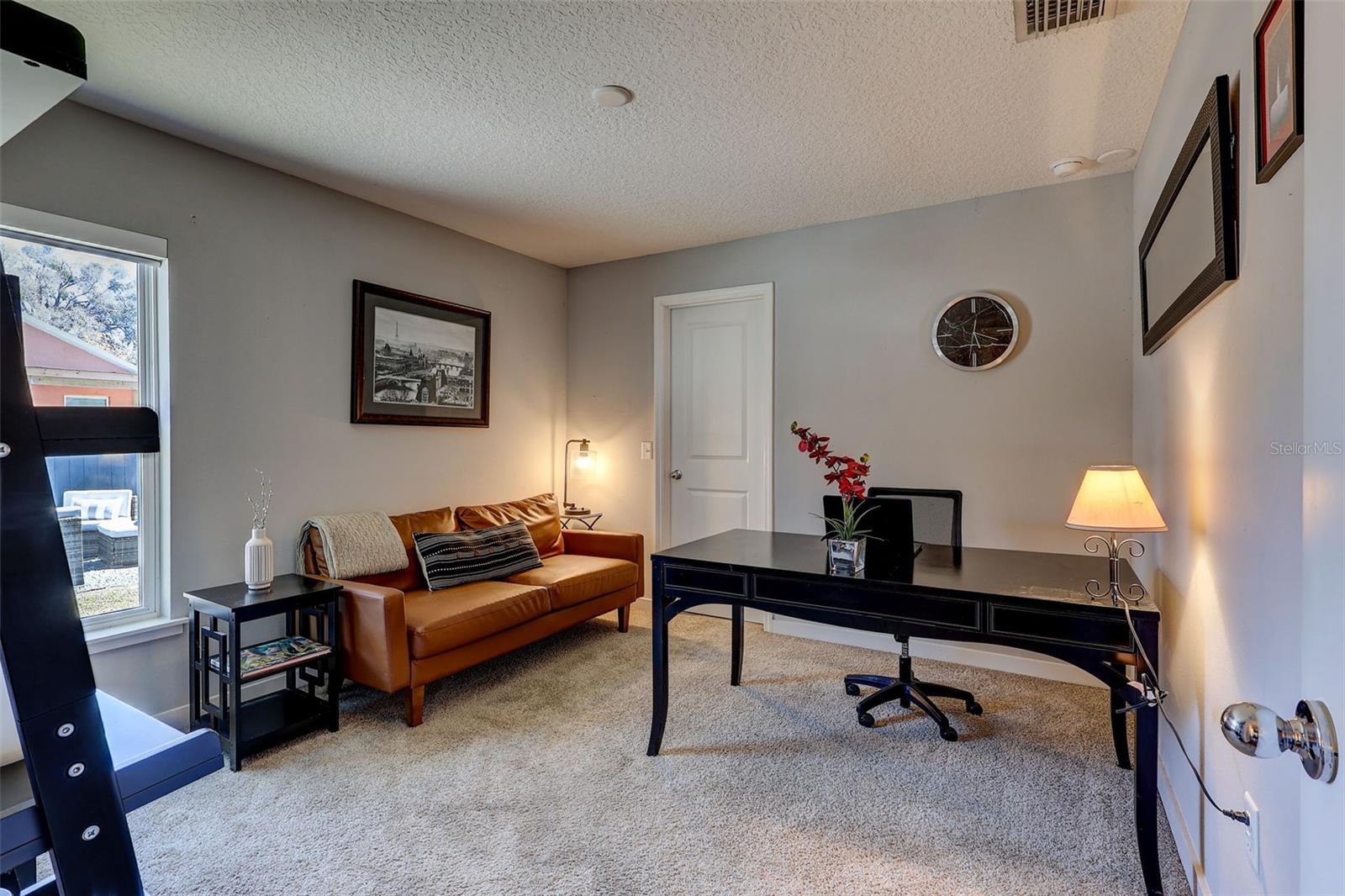 Image 32 of 47 For 1405 Prairie Oaks Court