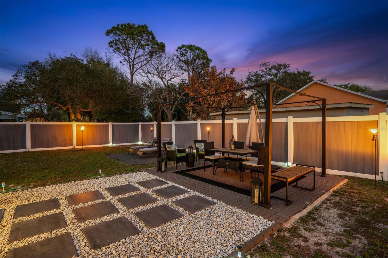 Image 43 of 47 For 1405 Prairie Oaks Court