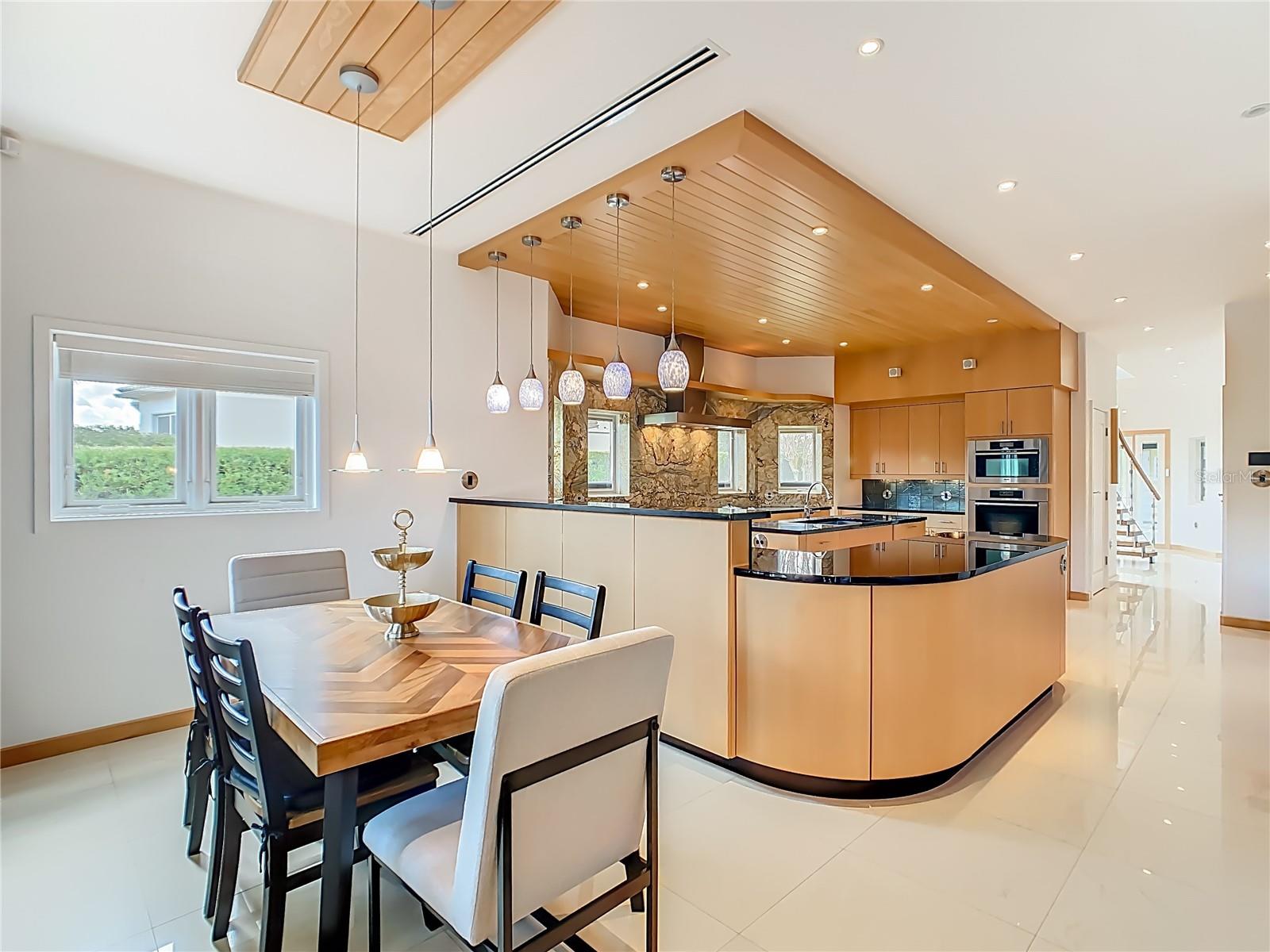 Image 12 of 63 For 917 Desert Mountain Court