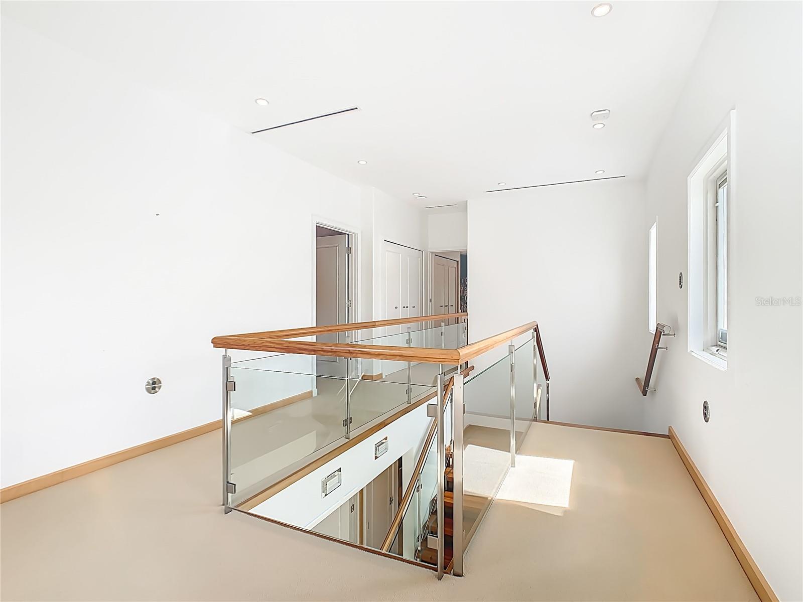 Image 16 of 63 For 917 Desert Mountain Court