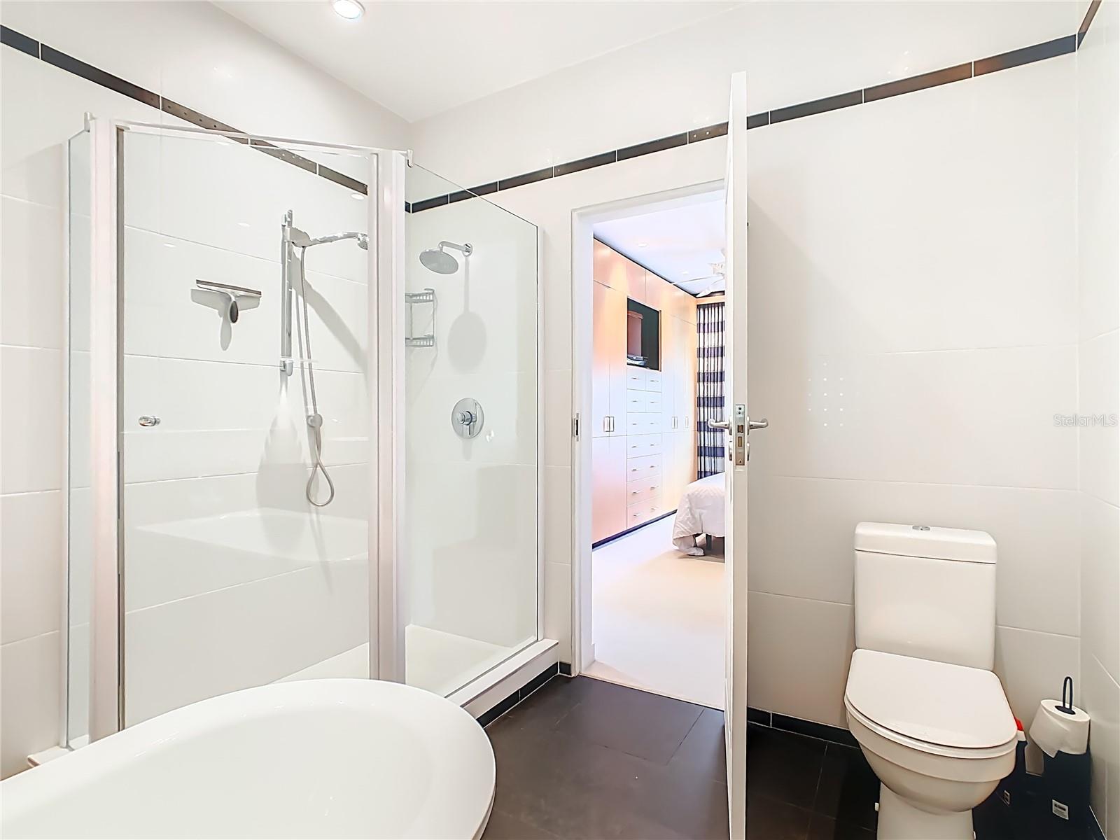 Image 21 of 63 For 917 Desert Mountain Court