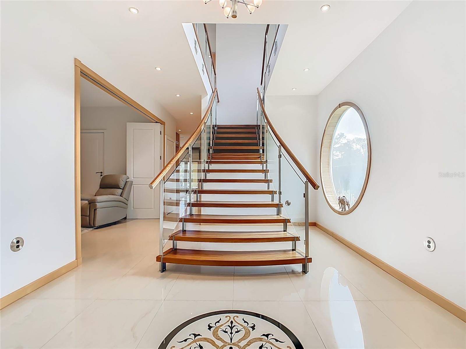 Image 3 of 63 For 917 Desert Mountain Court