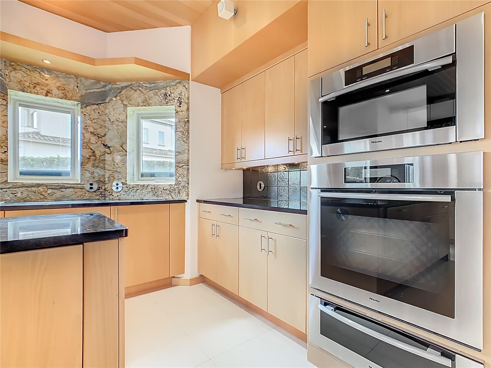 Image 7 of 63 For 917 Desert Mountain Court