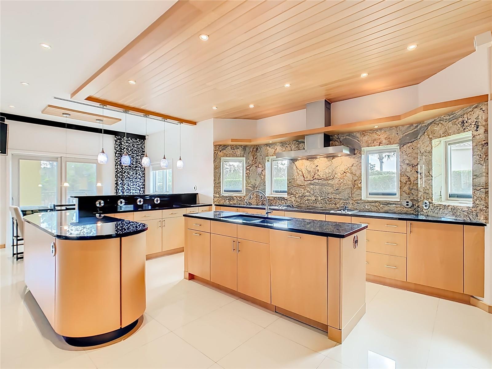 Image 8 of 63 For 917 Desert Mountain Court