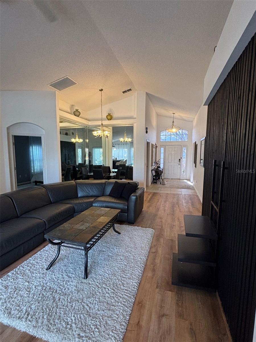 Image 16 of 31 For 2835 Crane Trace Circle