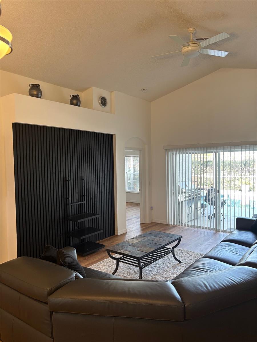 Image 17 of 31 For 2835 Crane Trace Circle