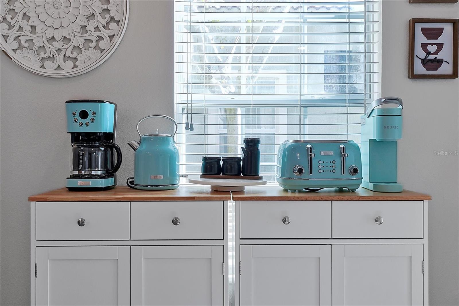 Image 16 of 85 For 8966 California Palm Road