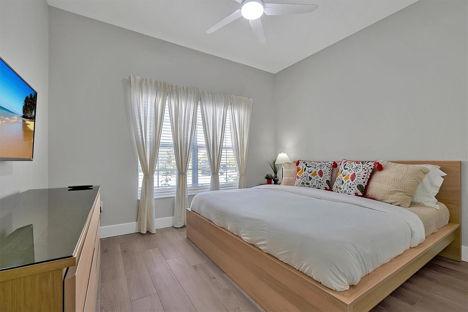 Image 37 of 85 For 8966 California Palm Road