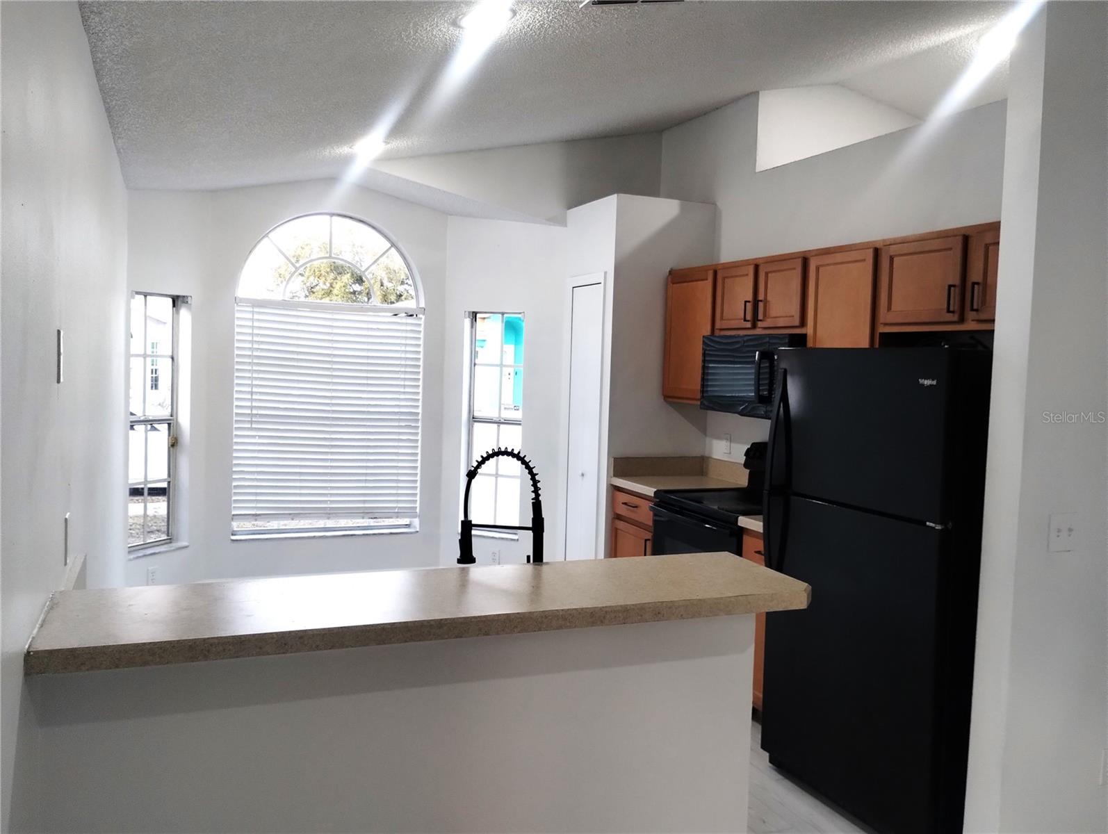 Image 11 of 40 For 1716 Chatham Circle