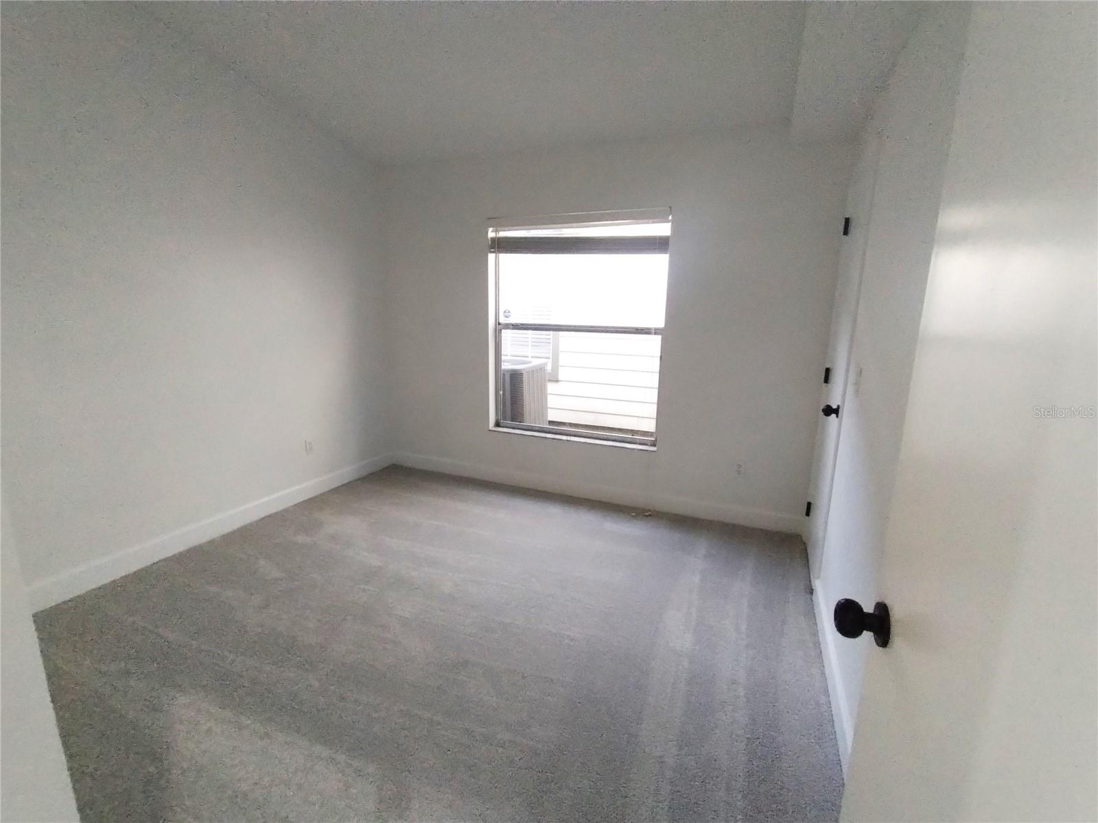 Image 19 of 40 For 1716 Chatham Circle