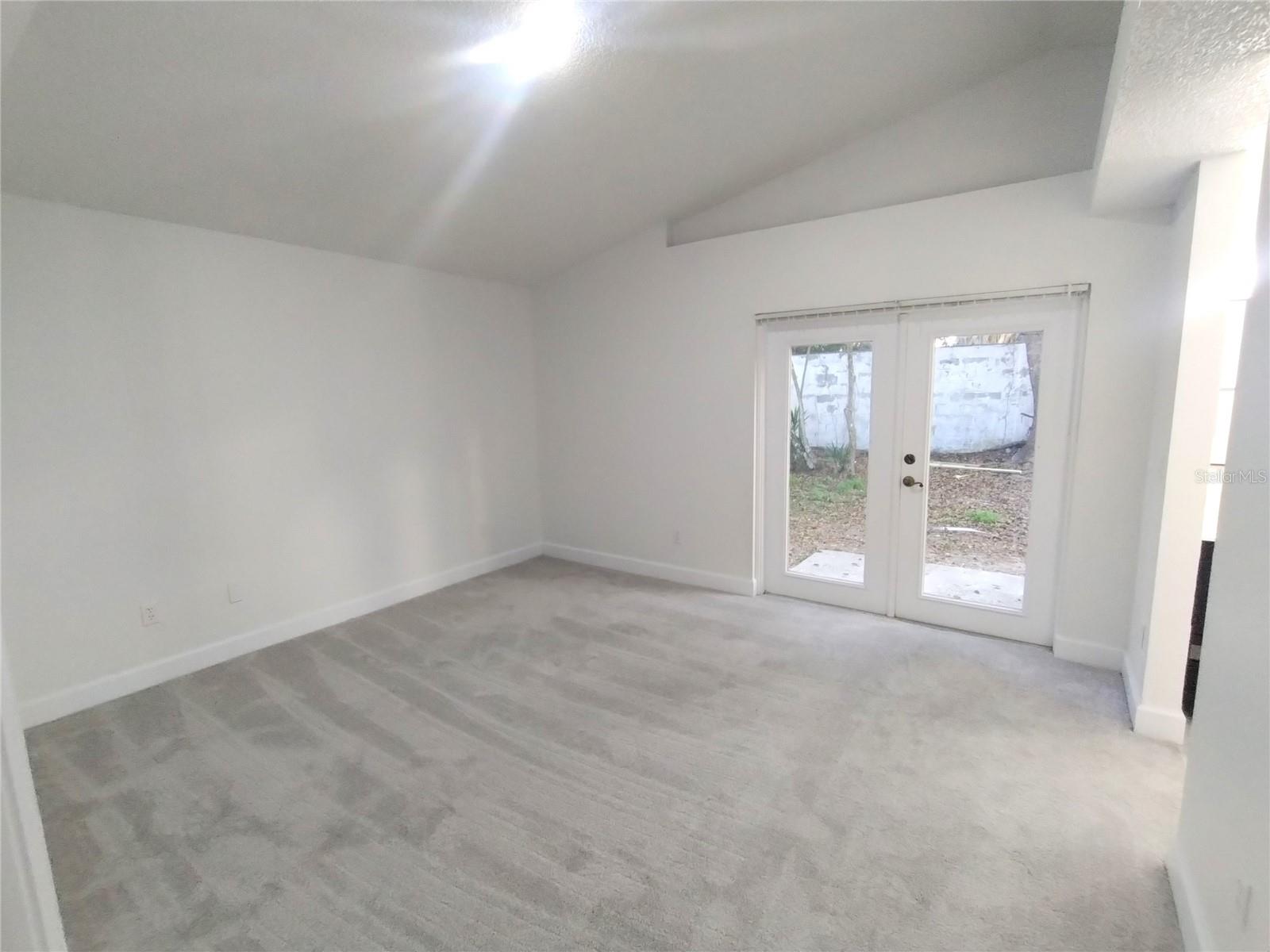 Image 24 of 40 For 1716 Chatham Circle