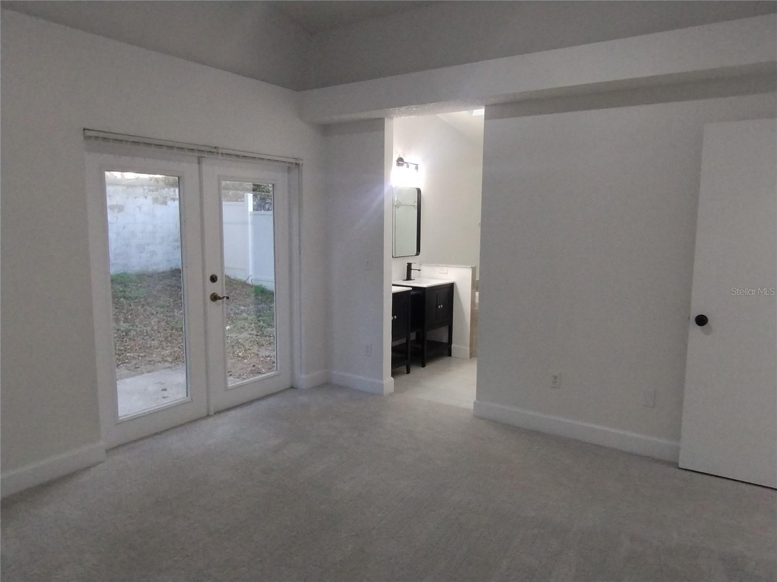 Image 26 of 40 For 1716 Chatham Circle