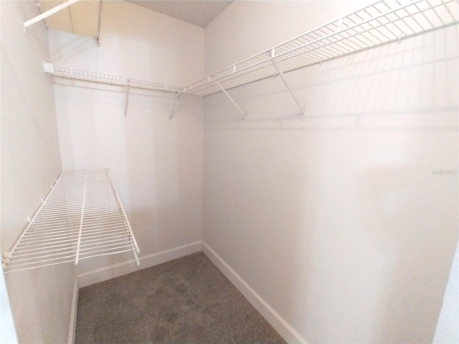 Image 31 of 40 For 1716 Chatham Circle