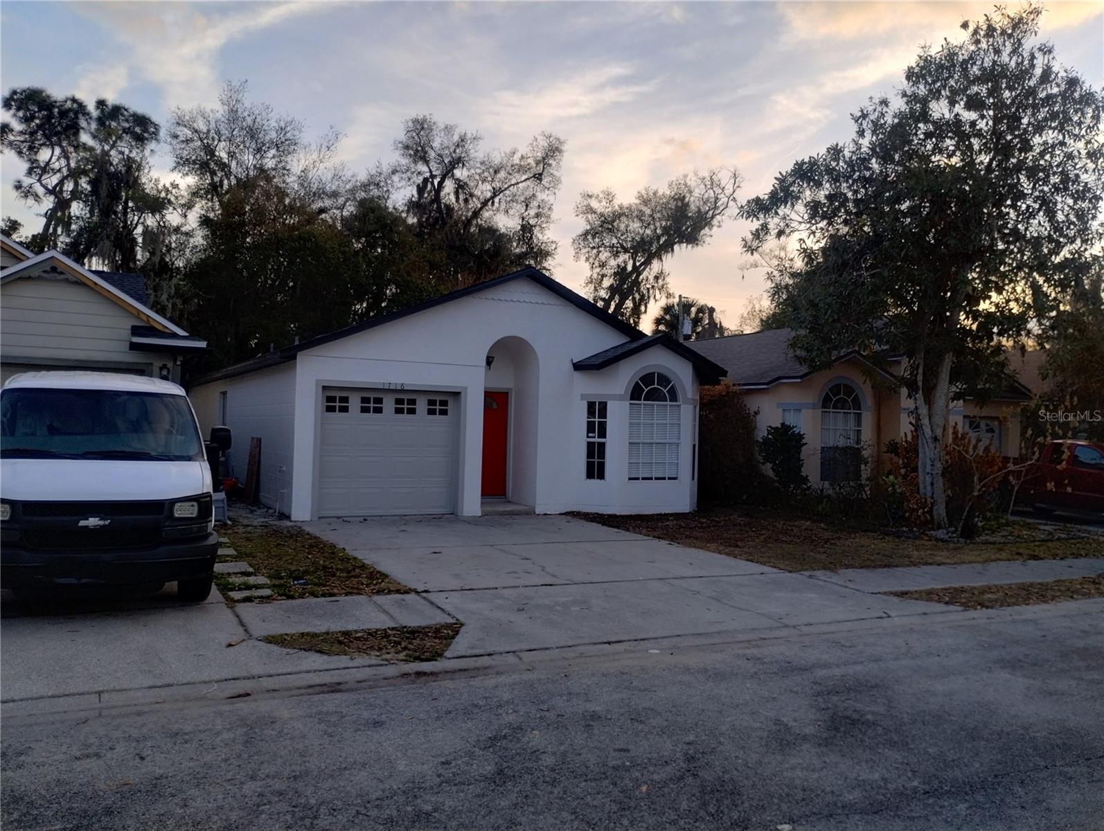 Image 34 of 40 For 1716 Chatham Circle