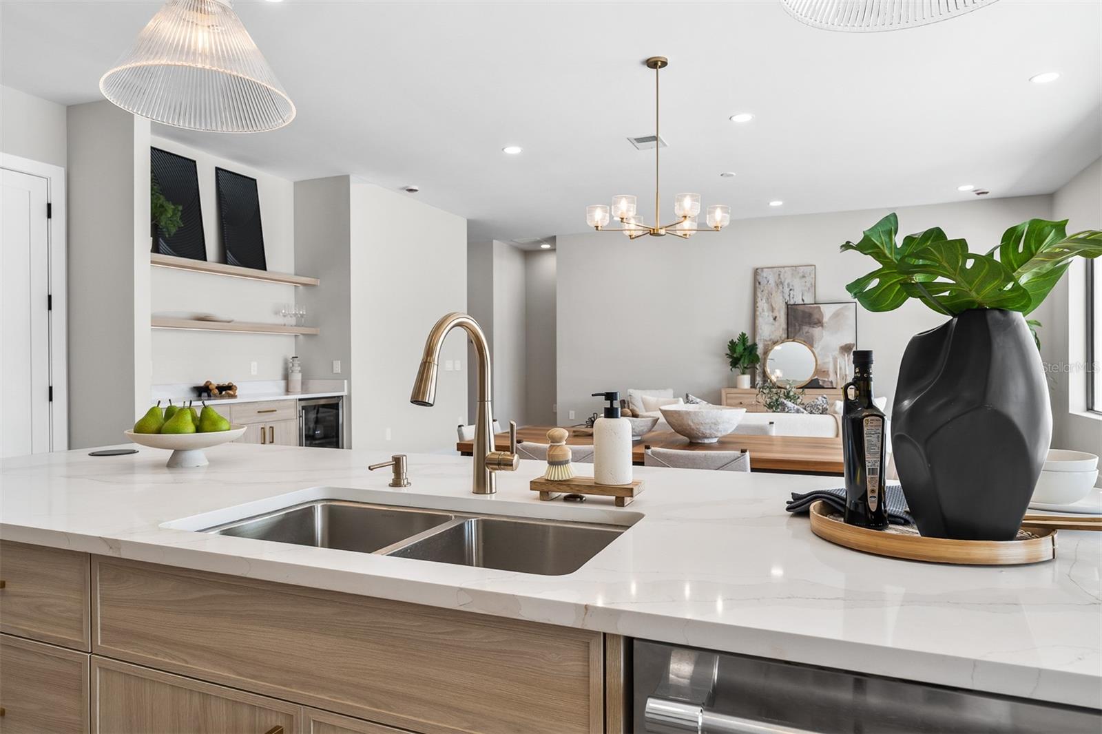 Image 14 of 57 For 1326 New Hampshire Street