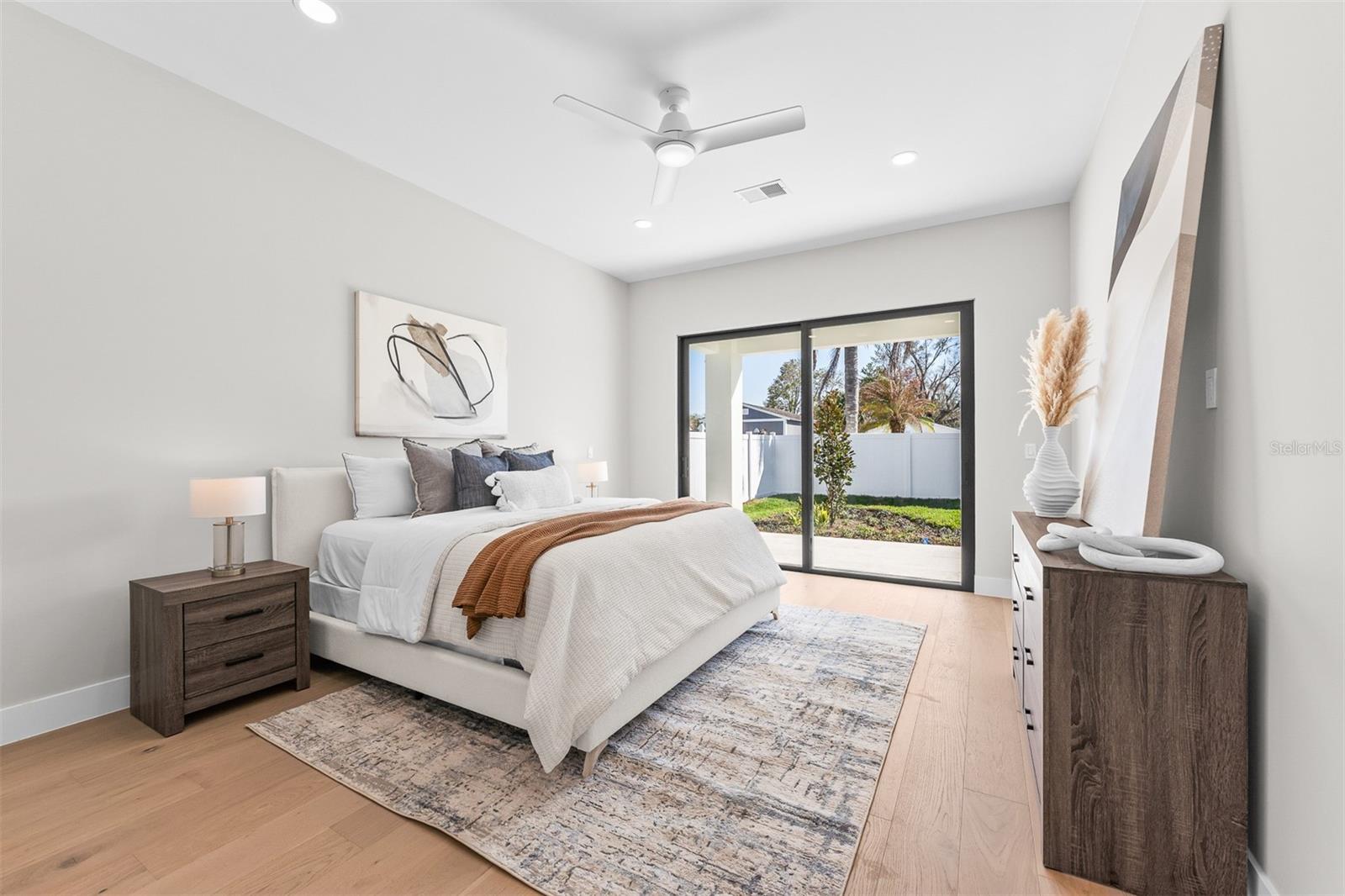 Image 24 of 57 For 1326 New Hampshire Street