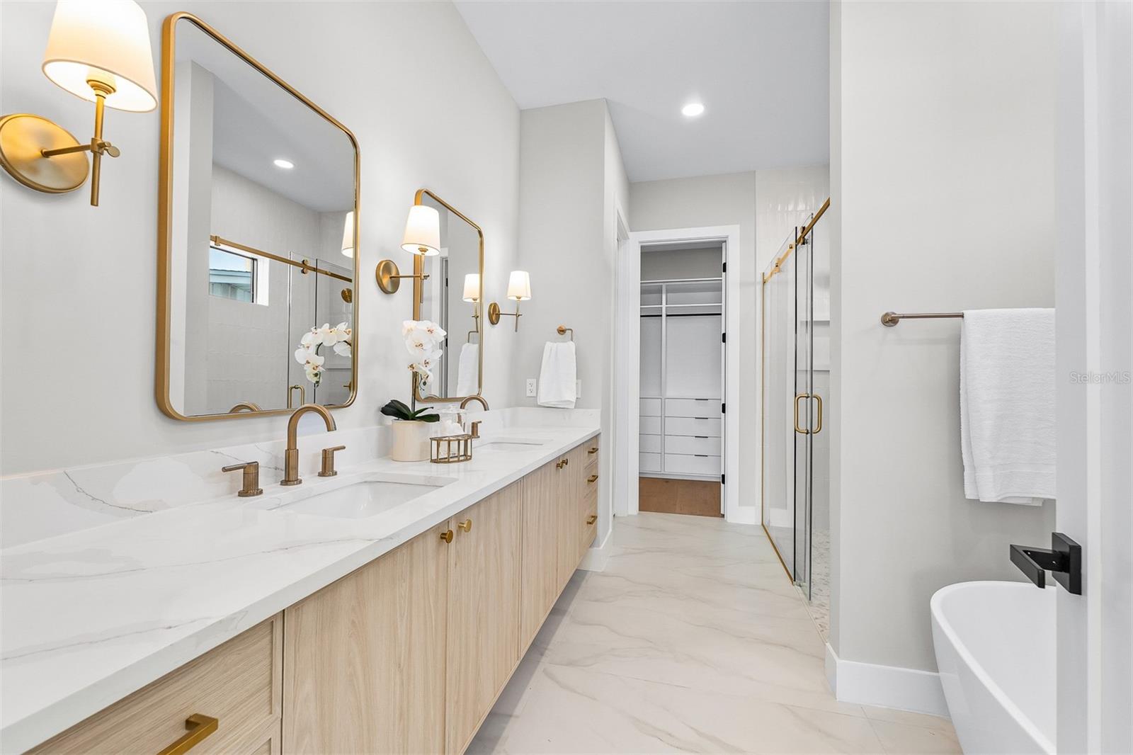 Image 27 of 57 For 1326 New Hampshire Street