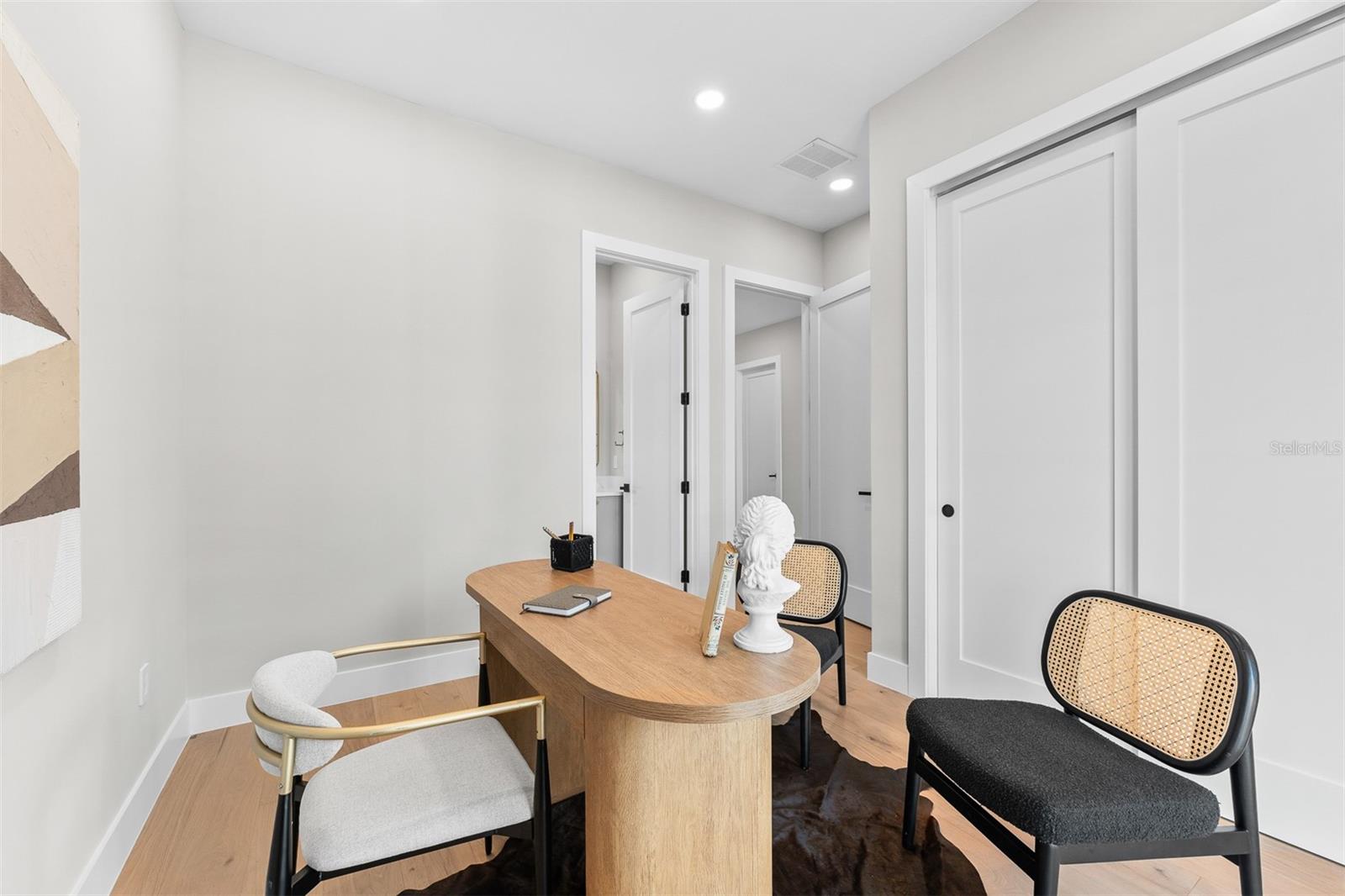 Image 46 of 57 For 1326 New Hampshire Street