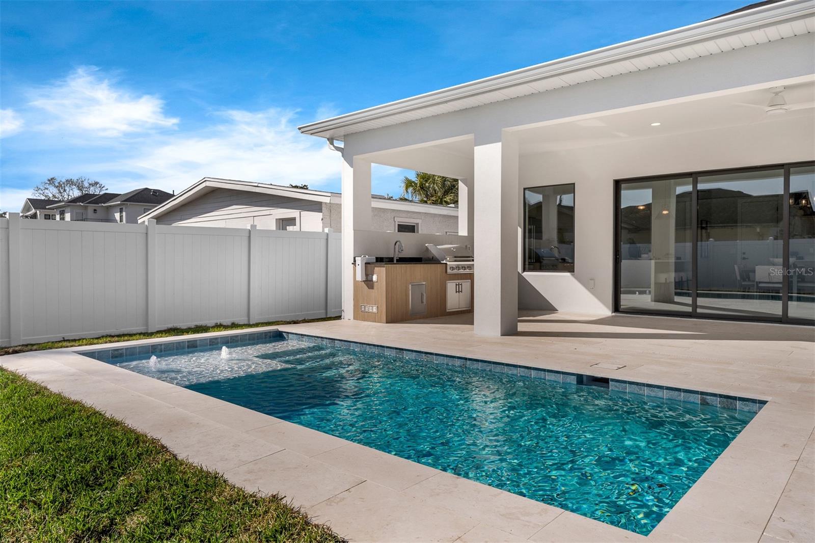 Image 54 of 57 For 1326 New Hampshire Street