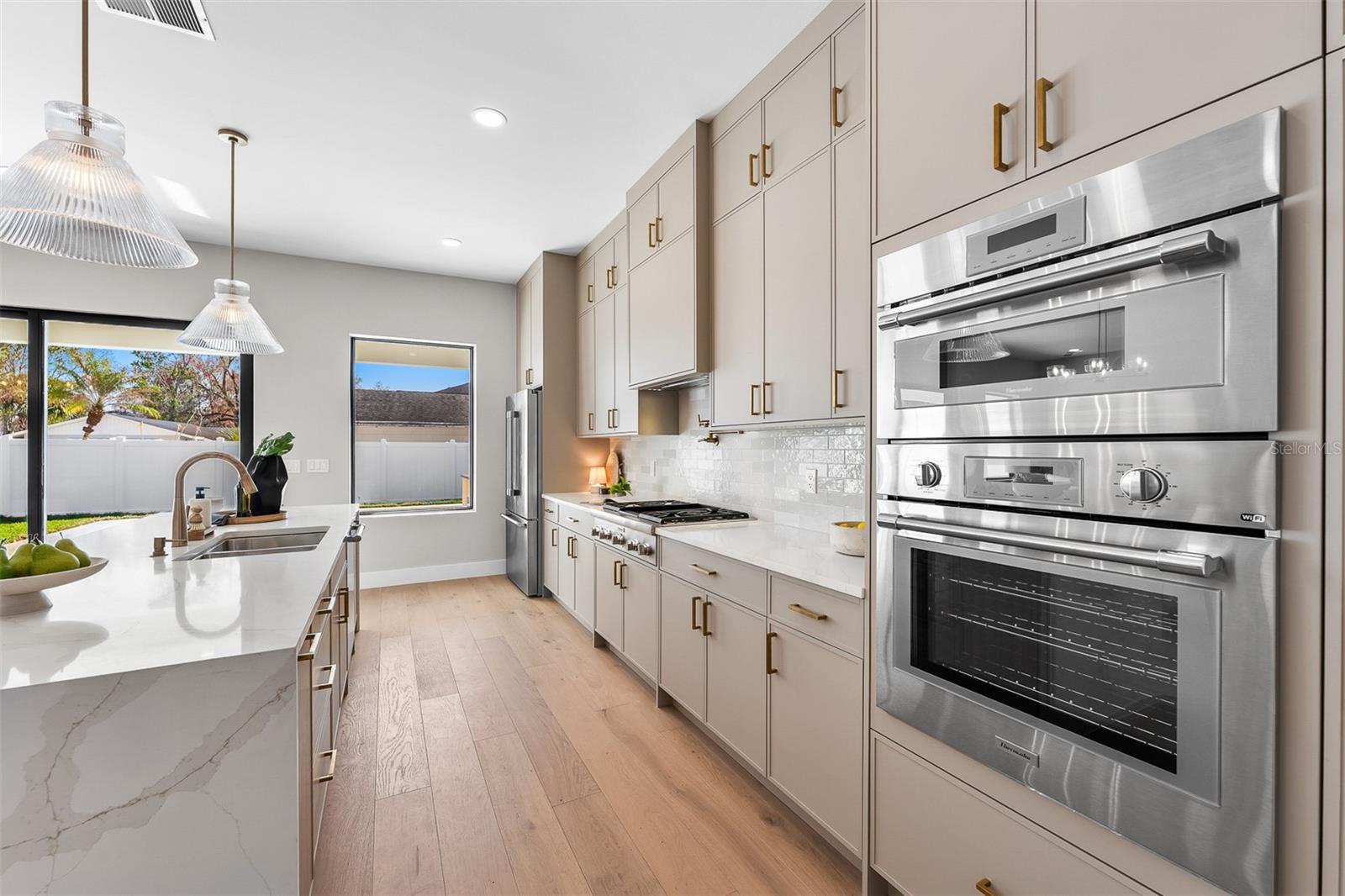 Image 9 of 57 For 1326 New Hampshire Street