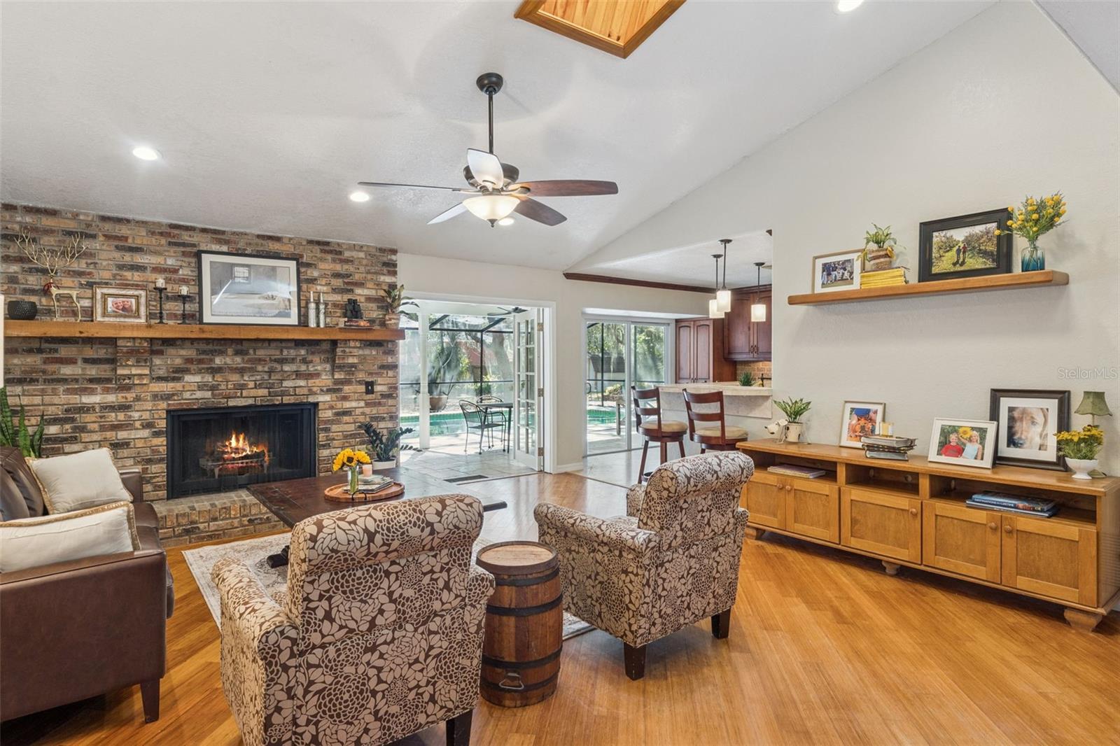 Image 10 of 62 For 1105 Northern Way