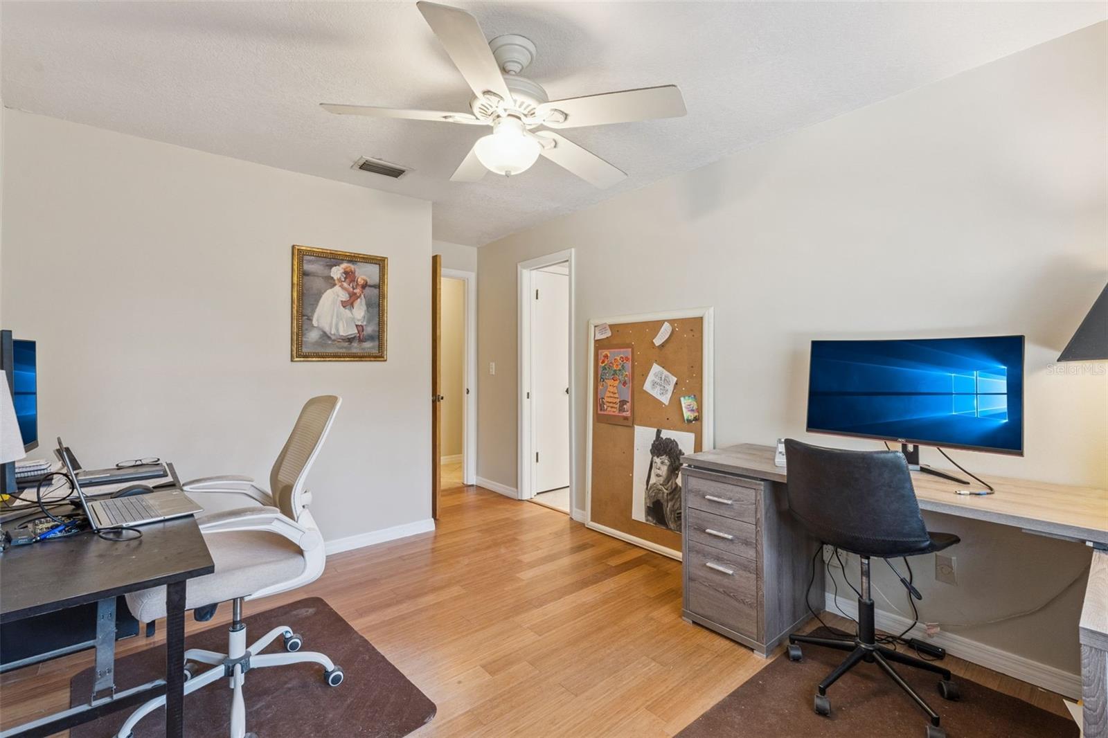 Image 32 of 62 For 1105 Northern Way