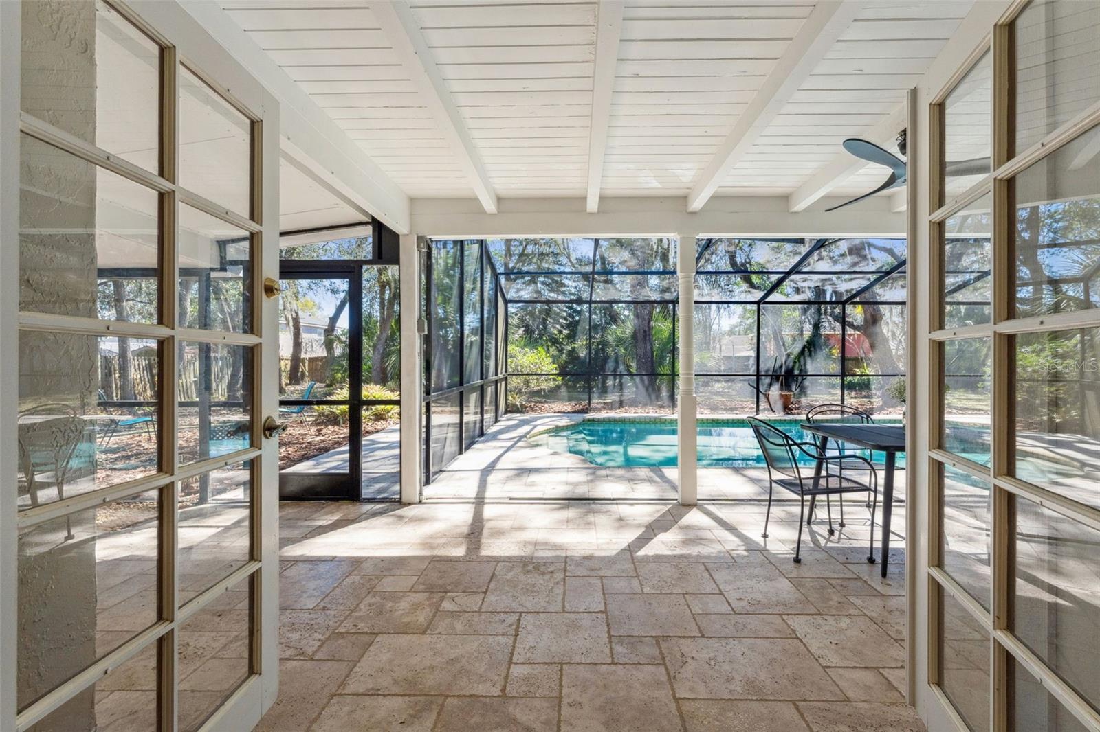 Image 34 of 62 For 1105 Northern Way