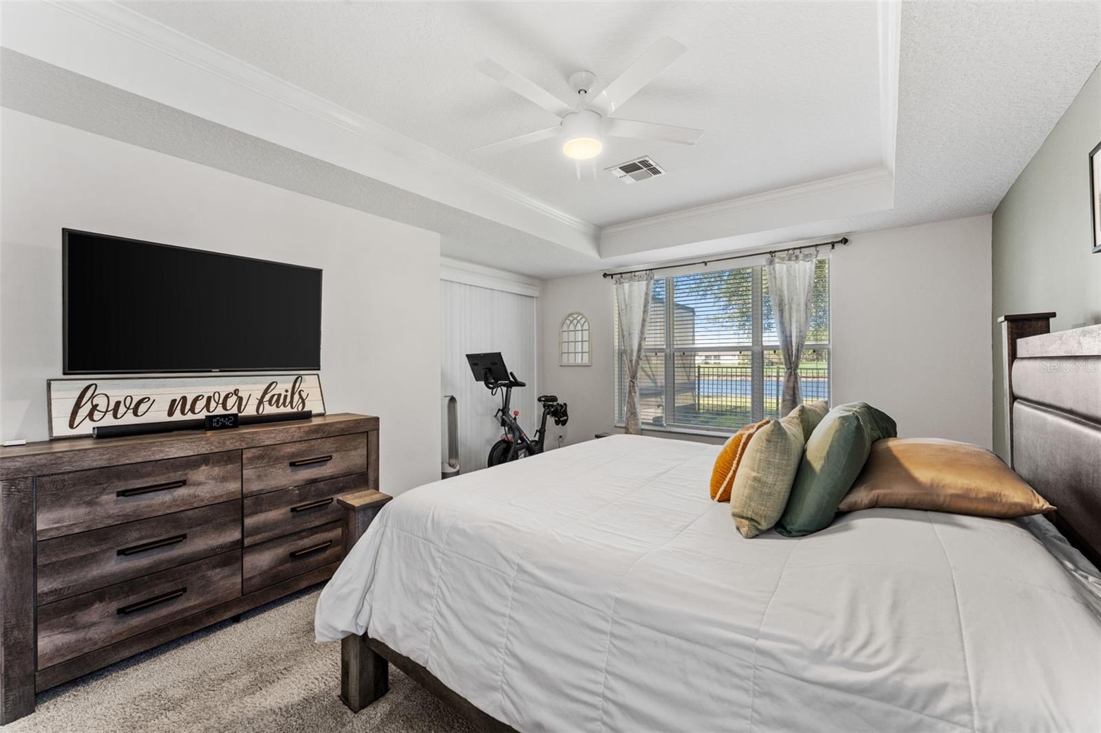 Image 14 of 41 For 9760 Osprey Landing Drive