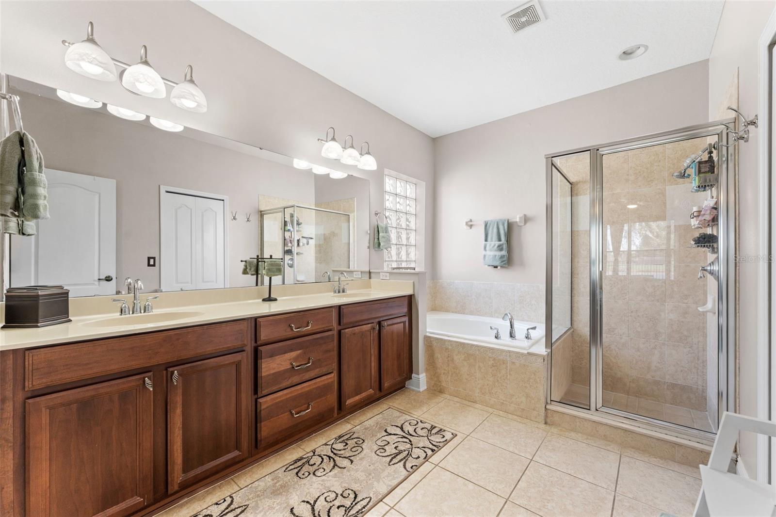 Image 15 of 41 For 9760 Osprey Landing Drive