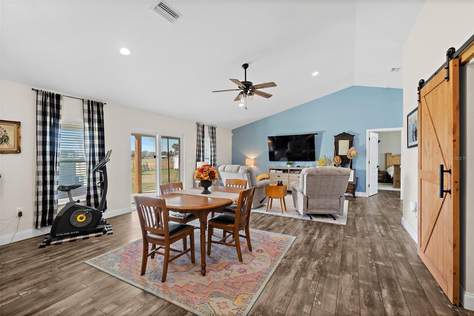 Image 31 of 58 For 3440 Hammock Road