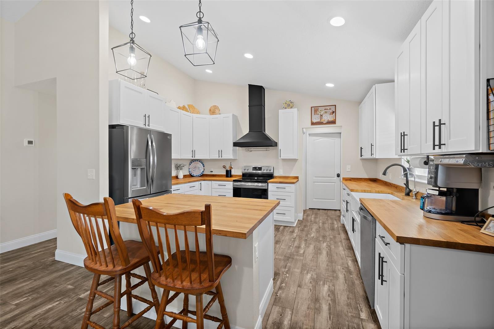 Image 40 of 58 For 3440 Hammock Road