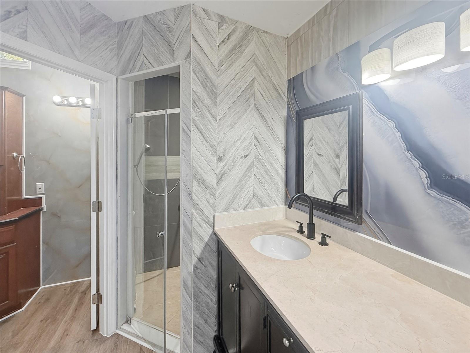 Image 13 of 22 For 219 Bennett Street