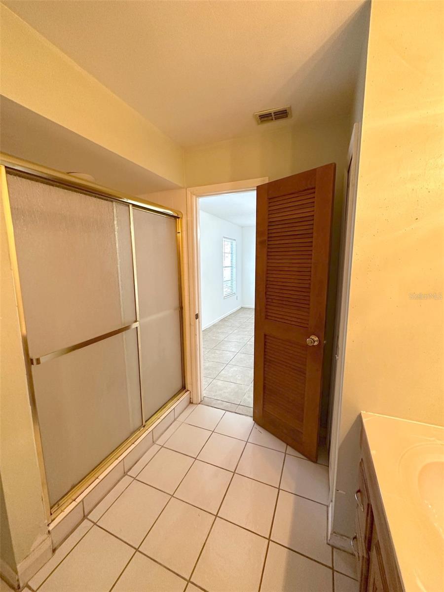 Image 25 of 33 For 5061 Barnegat Point Road