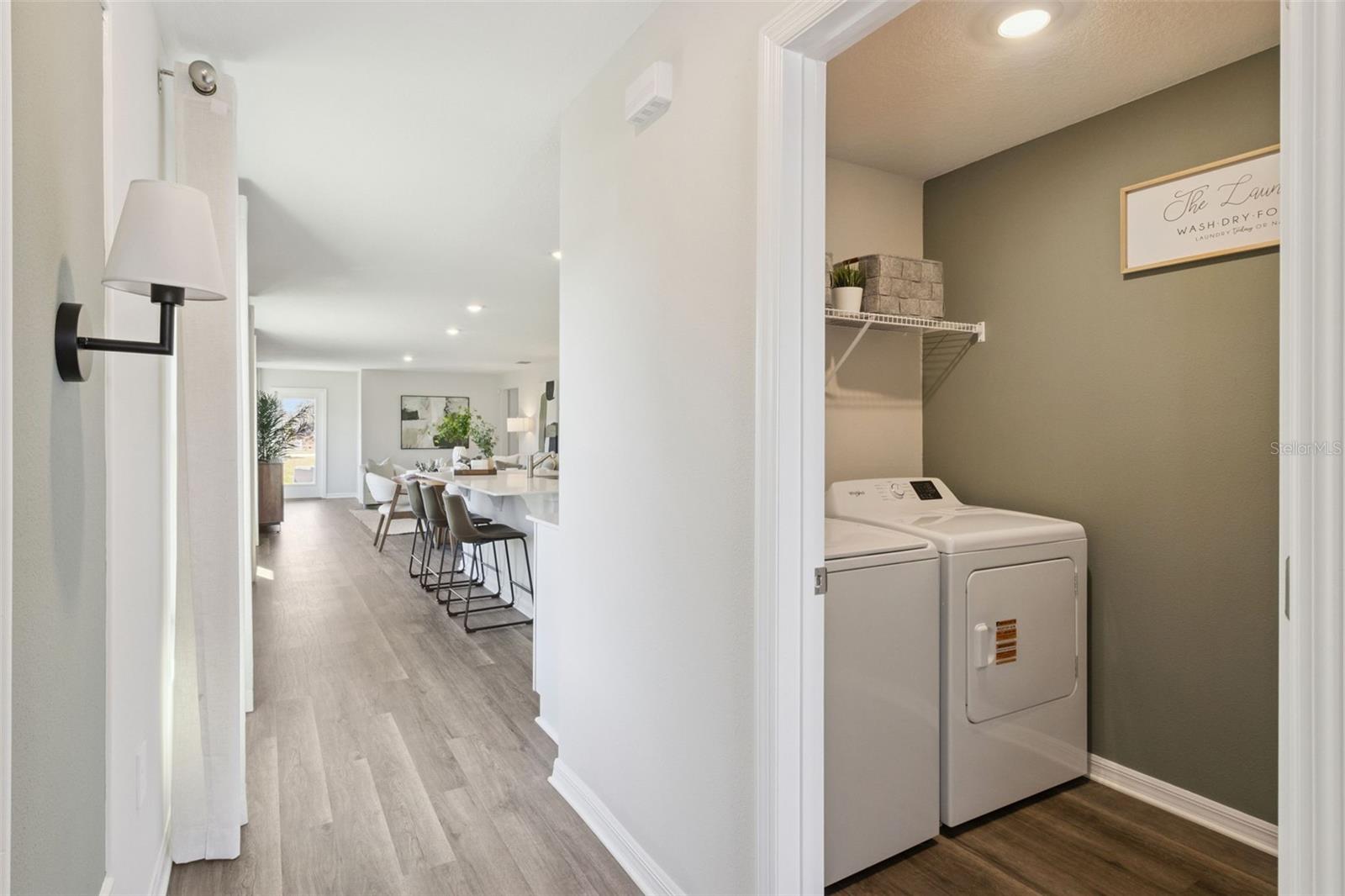 Listing photo id 2 for 3445 Nettle Loop