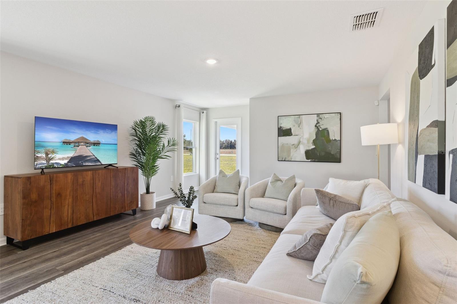 Listing photo id 4 for 3445 Nettle Loop