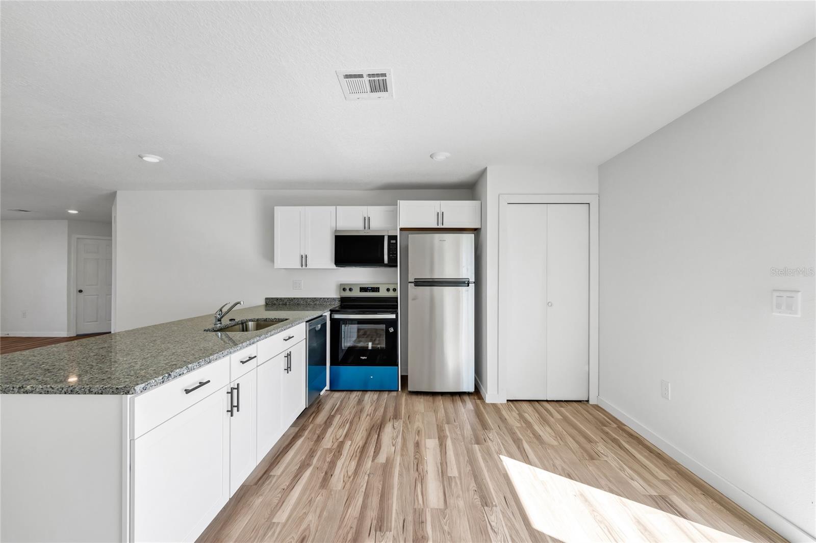 Image 12 of 47 For 701 Claude Holmes Sr Avenue